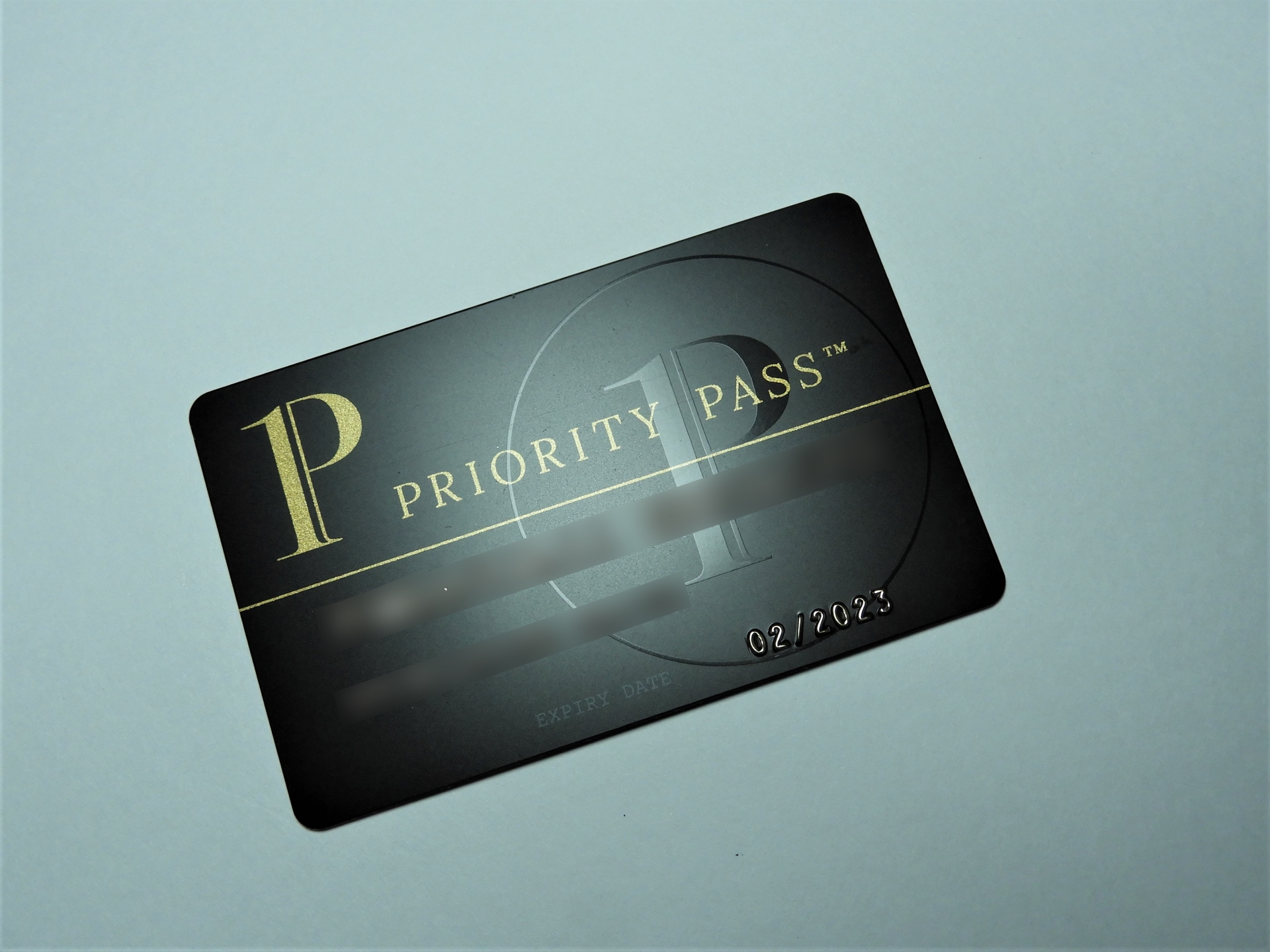 アメックスのプライオリティ・パスとは?対象カードとメリット・注意点